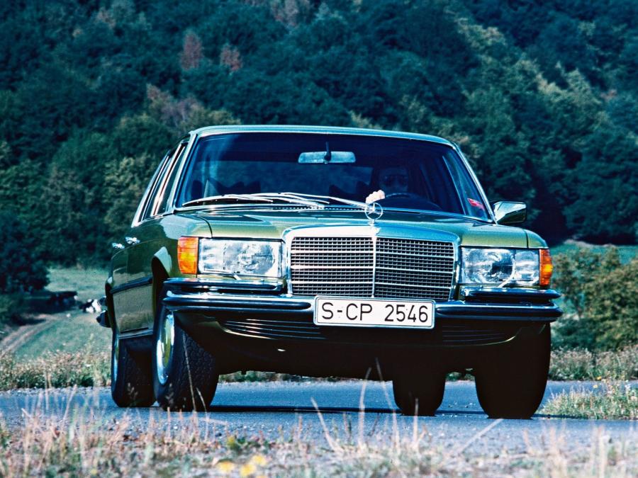  Mercedes-Benz 450 SEL 6.9 (W116) 1975 года  (фото 27 из 27)
